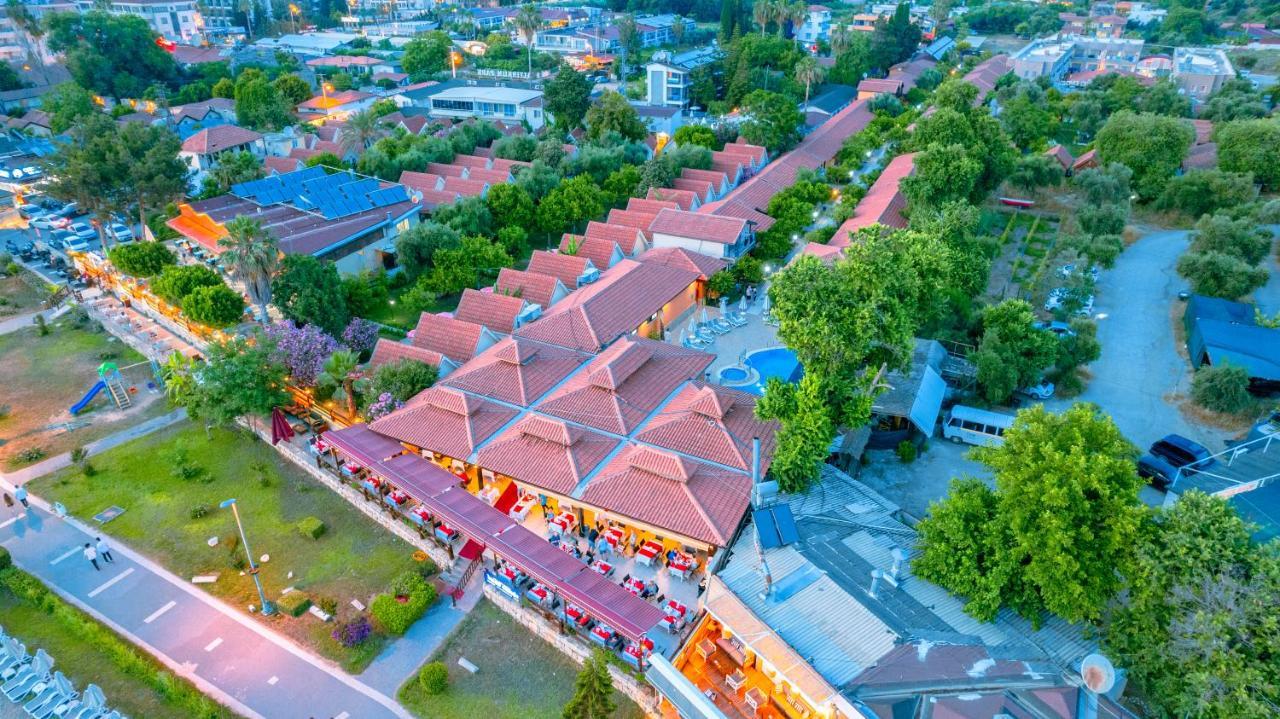 Ozlem Garden Hotel Side Buitenkant foto